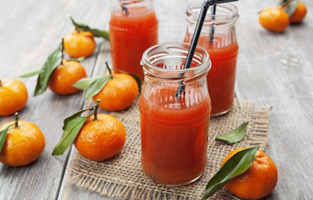 Juice and tangerines